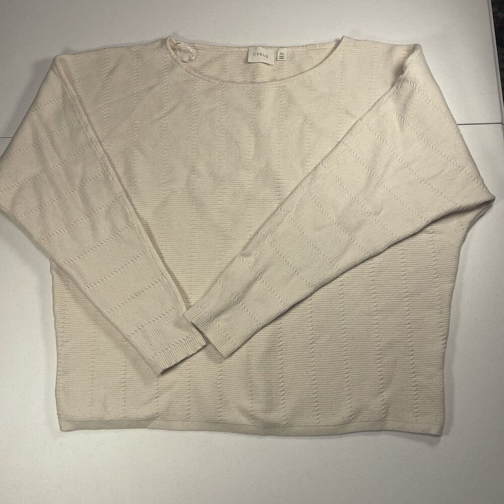 Cyrus Women's XL Ivory Textured Knit Crew Neck Long Sleeve Pullover Sweater